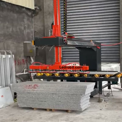 Robot pengisian dan pengungkapan mekanis cerdas dengan deteksi tabrakan
