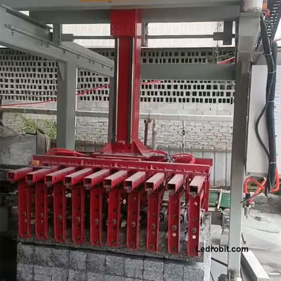 300KG Kapasitas Industrial Robot Arm Robot Produksi Versatile ODM