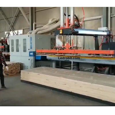 Mesin Pemuatan Papan Kayu Otomatis 300KG Sistem Pemuatan dan Pengungsian OEM